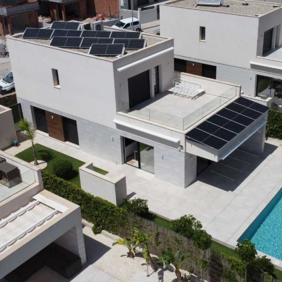 Instalación de placas solares en Alicante - Los Montesinos - Services Energía
