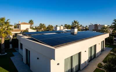 Ayudas para placas solares en Murcia y Alicante 2026. Todo lo que necesitas saber para empezar el año ahorrando.